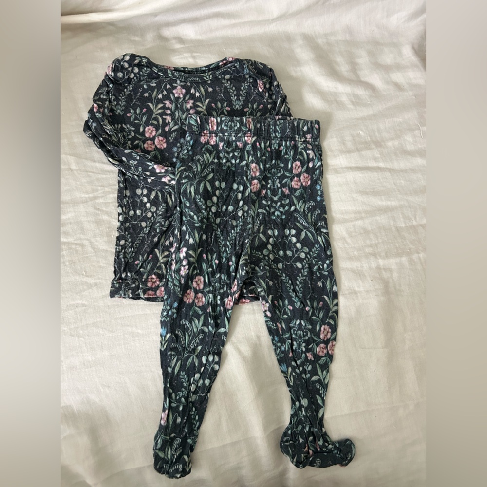 Solly baby floral pajamas set